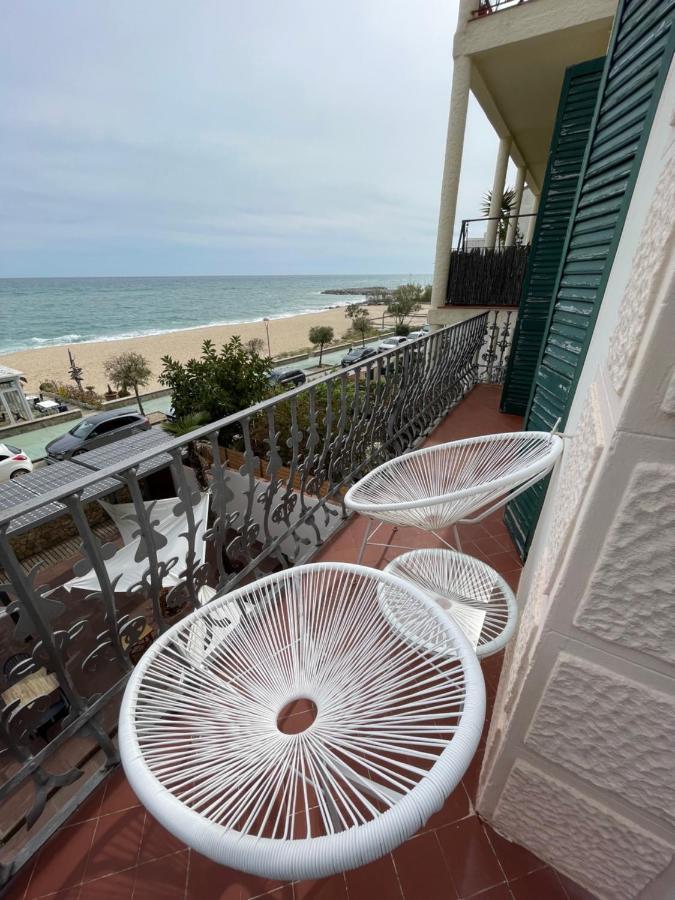 Kalima Beach Hotel Caldes D'Estrach Buitenkant foto